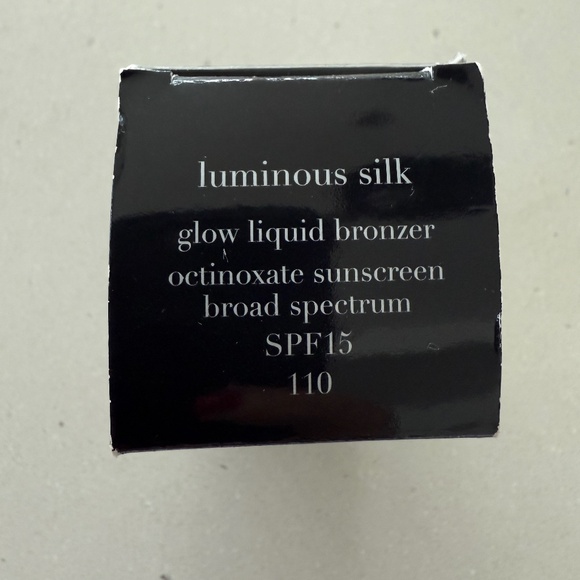 LUMINOUS SILK GLOW LIQUID BRONZER - Picture 5 of 7